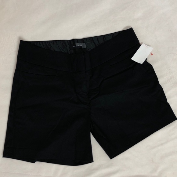 Black Women’s Shorts (Brand: The Limited) NWT - Picture 3 of 4
